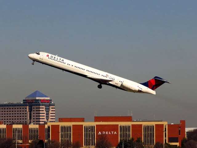 N929DL - Aircraft