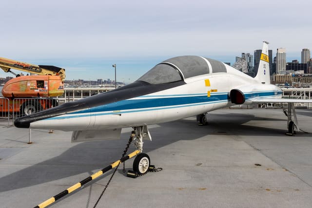  - Business jet
