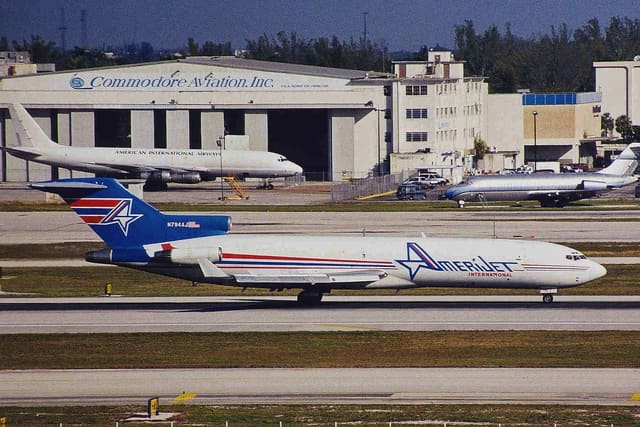 N794AJ - Boeing