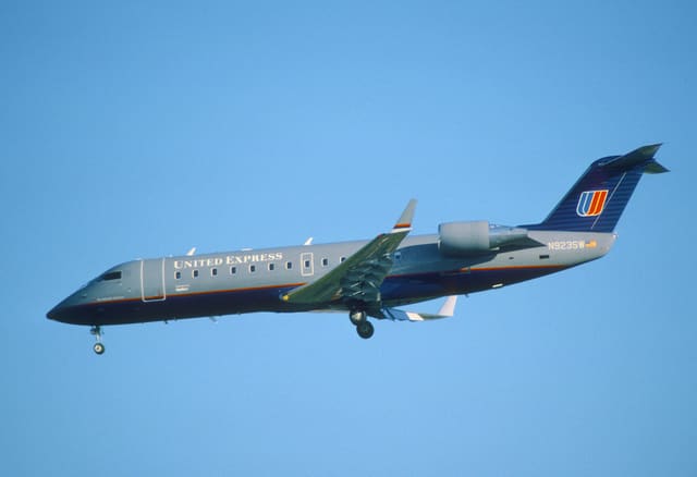 N923SW - Twin-engine aircraft