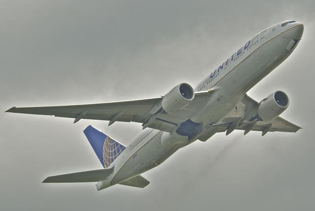 N781UA - Boeing