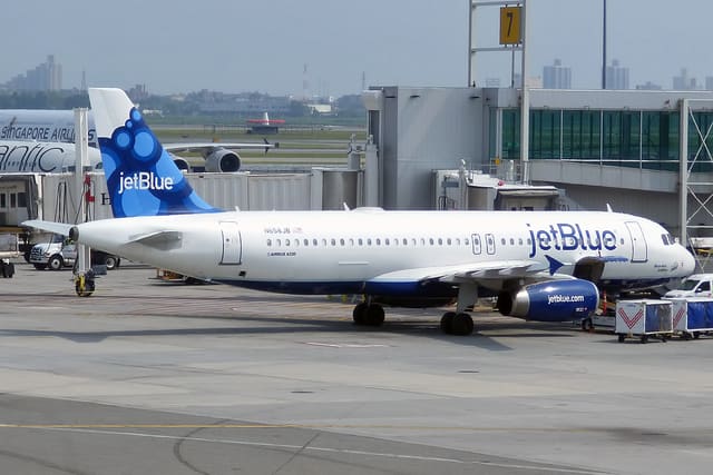 N658JB - Airbus