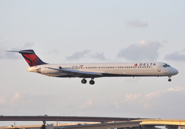 N973DL - Douglas