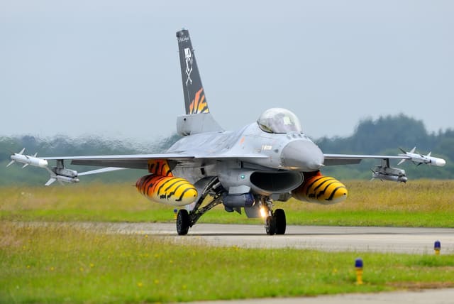  - Aircraft