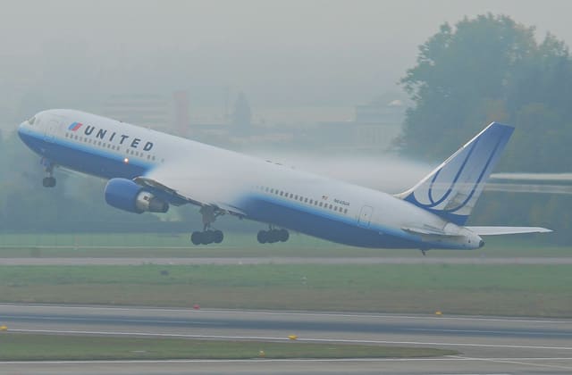 N649UA - Boeing
