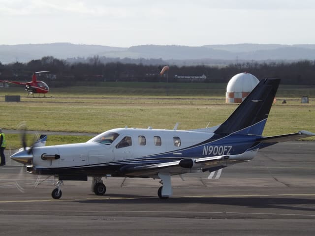 N900FZ - Helicopter