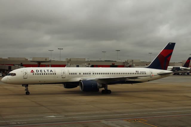 N683DA - Boeing