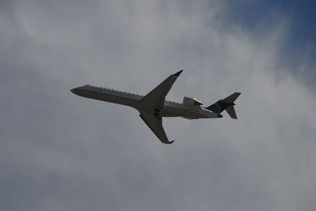 N164GJ - Bombardier