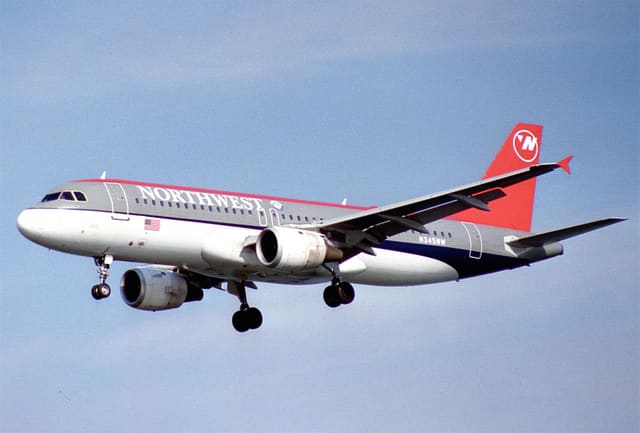 N345NW - Twin-engine aircraft