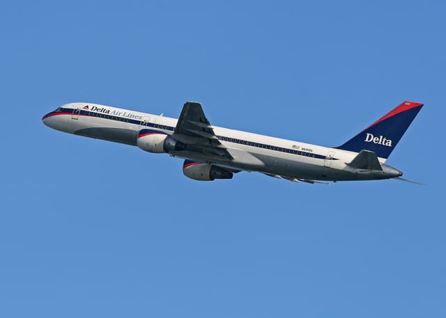 N690DL - Boeing