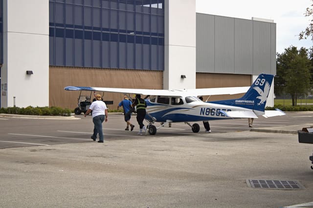 N869ER - Aircraft