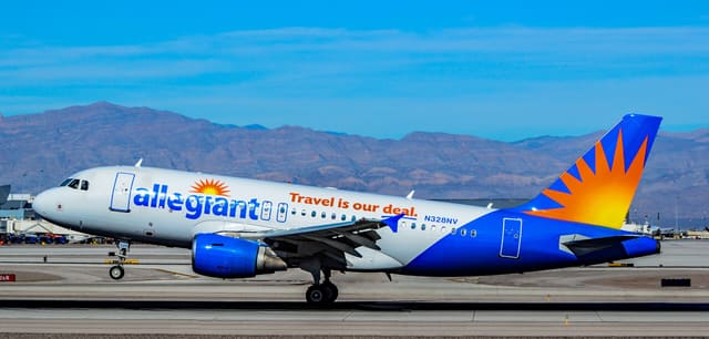 N328NV - Airbus