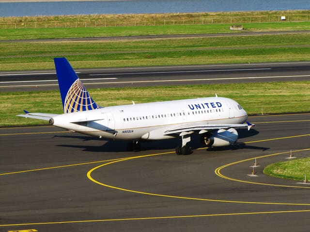 N802UA - Airbus