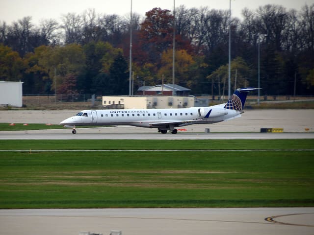 N11137 - Aircraft