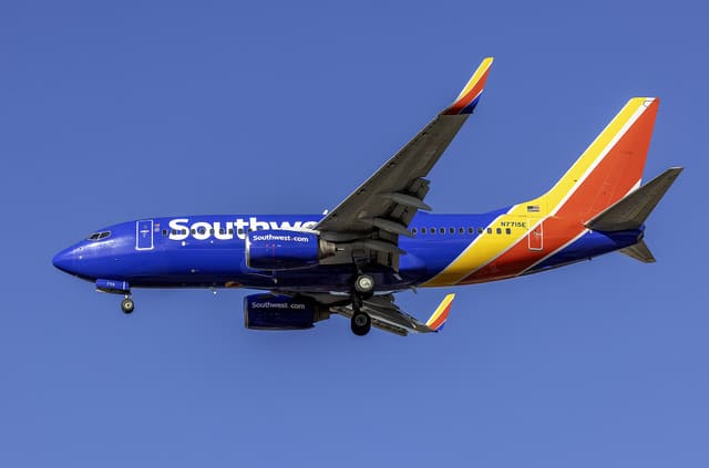 N7715E - Boeing