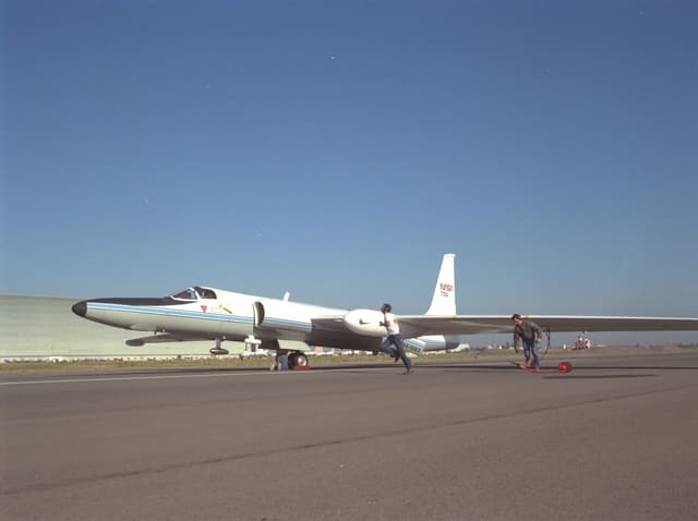 N806NA - Business jet