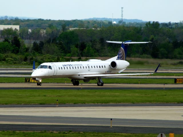 N12135 - Embraer
