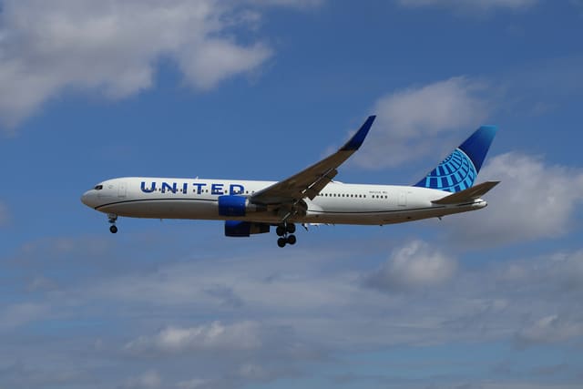 N652UA - Boeing