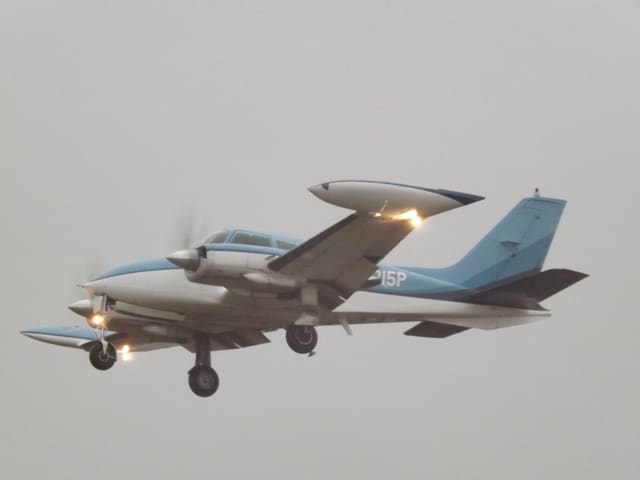 N315P - Twin-engine aircraft