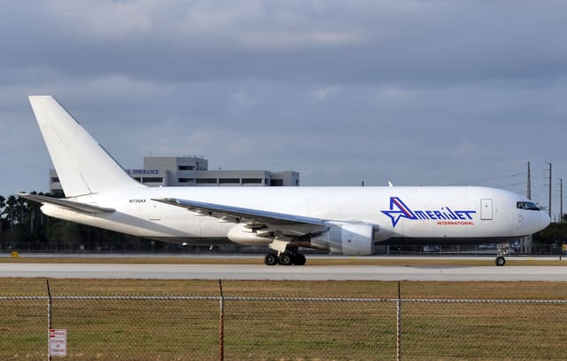 N739AX - Boeing