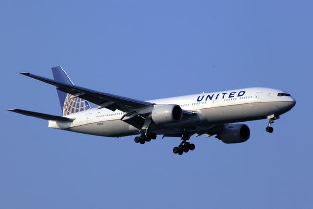 N787UA - Boeing