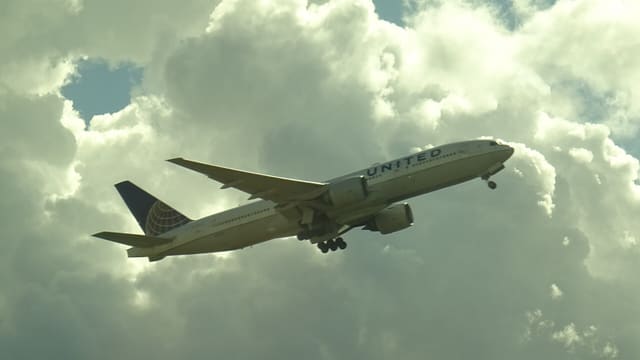 N78013 - Boeing