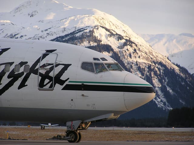 N742AS - Boeing