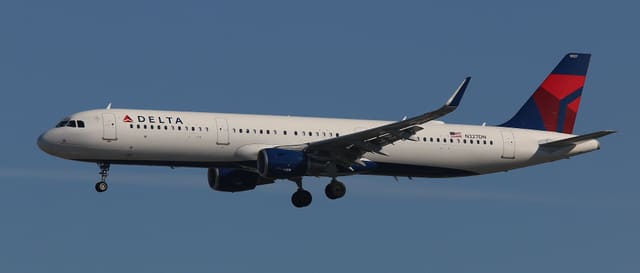 N327DN - Airbus