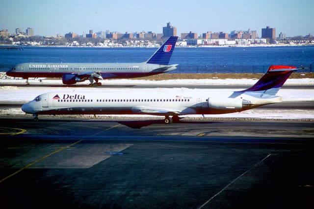N922DL - Aircraft