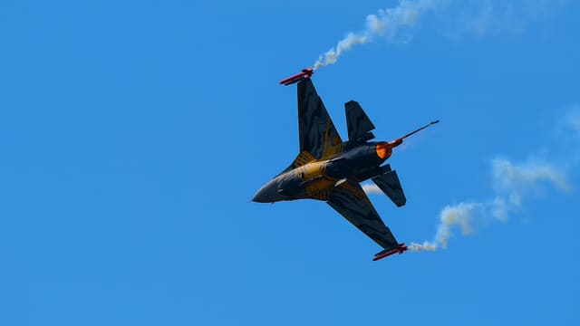  - Single-engine aircraft