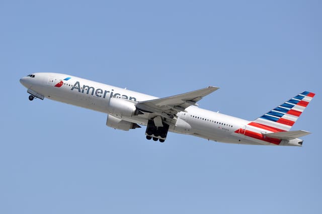 N768AA - Boeing