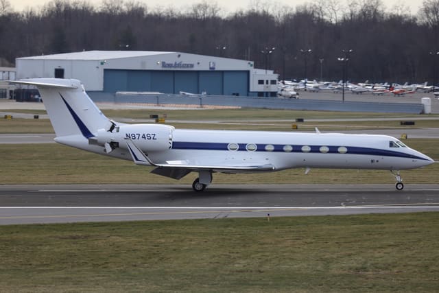 N974SZ - Business jet