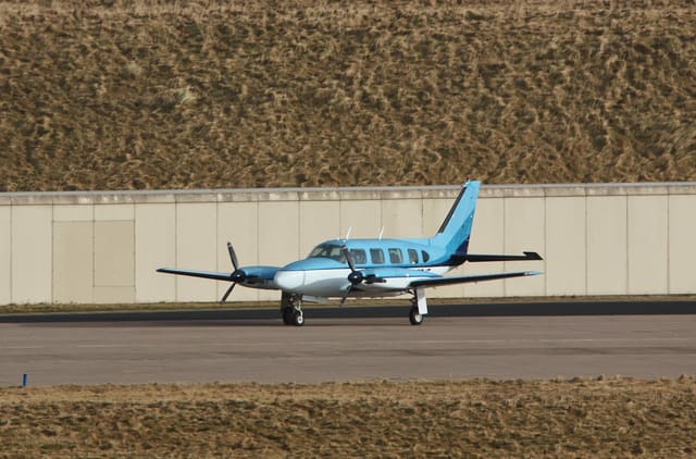 G-EEJE - Piper