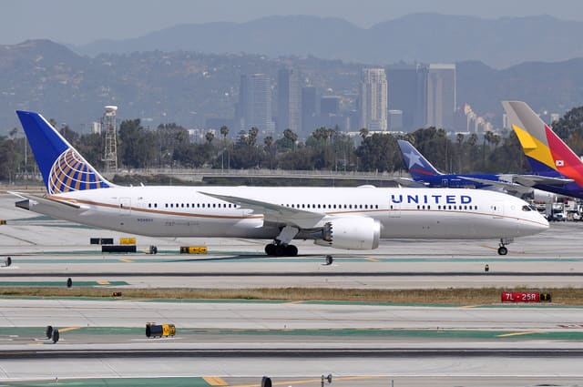 N38950 - Boeing