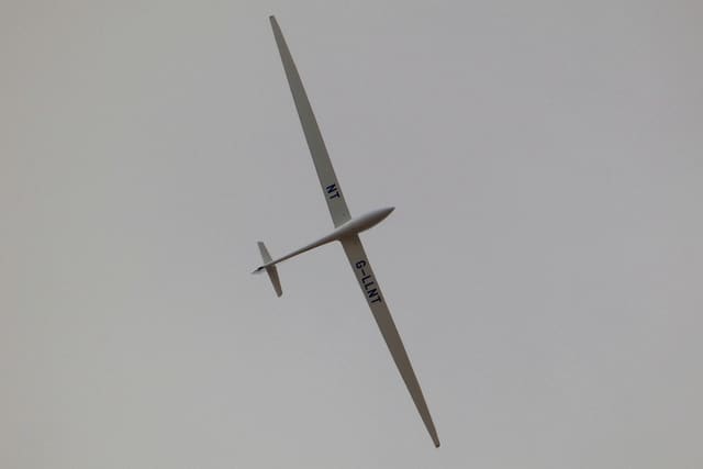 G-LLNT - Glider