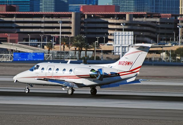 N129WH - Business jet