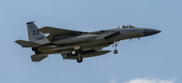  - Twin-engine aircraft