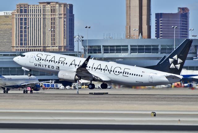 N76516 - Boeing