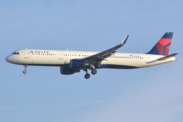 N383DZ - Airbus
