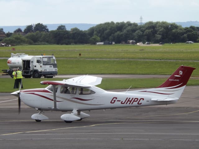 G-JHPC - Cessna