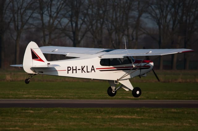 PH-KLA - Single-engine aircraft