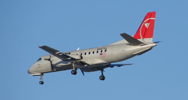 N407XJ - Twin-engine aircraft