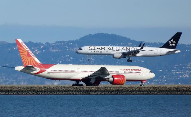 N14120 - Aircraft