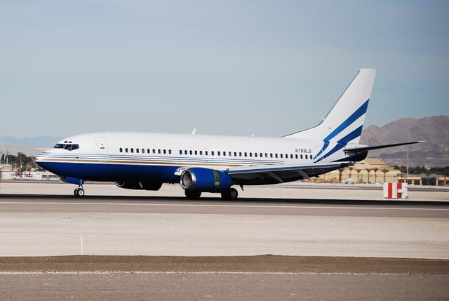 N788LS - Twin-engine aircraft