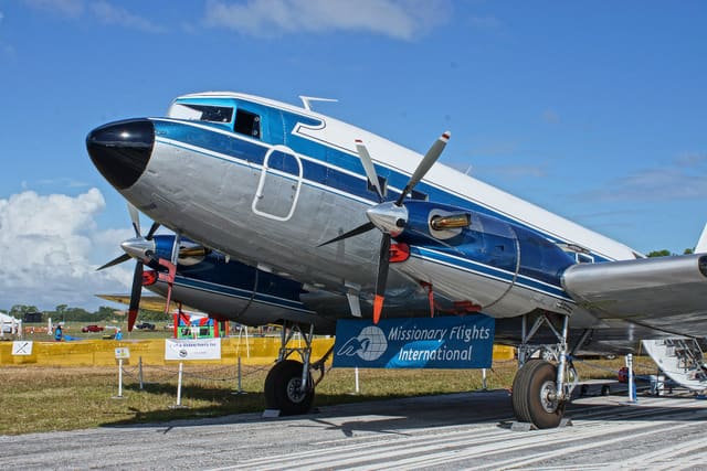 N200MF - Douglas