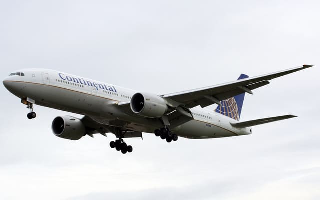 N37018 - Boeing