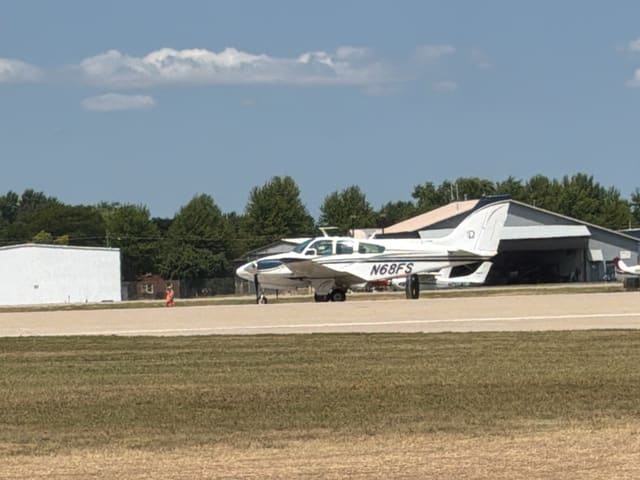 N68FS - 1968 Beechcraft 95-B55 (T42A)