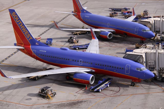 N784SW - Boeing