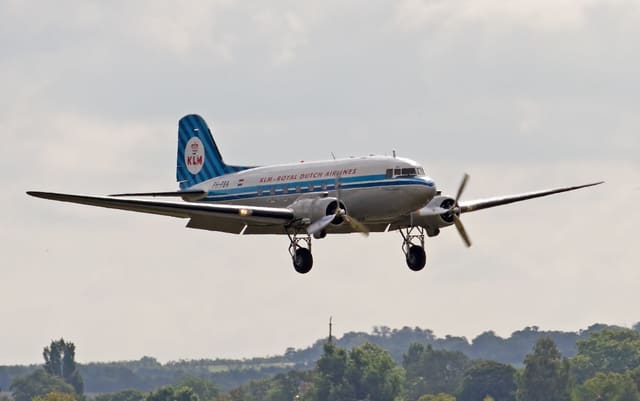 PH-PBA - Twin-engine aircraft