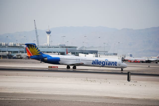 N877GA - Aircraft